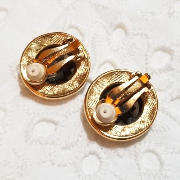 LOGO GIVENCHY Paris New York Vintage Button Earrings - Picture 3 of 5